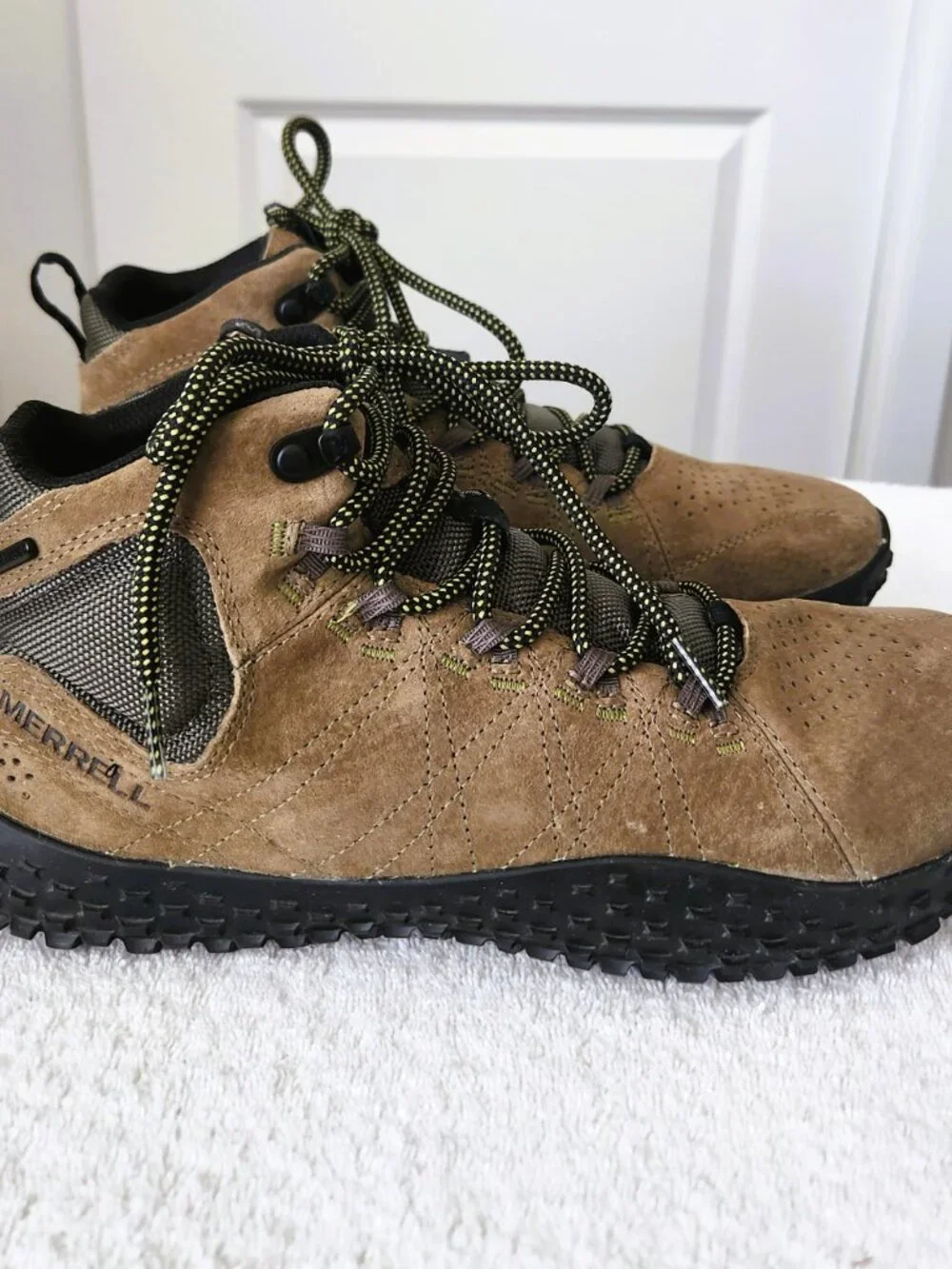 Merrell J5006859 Waterproof Hiking Boots Men's Size 10 Brown Suede Quantum Grip